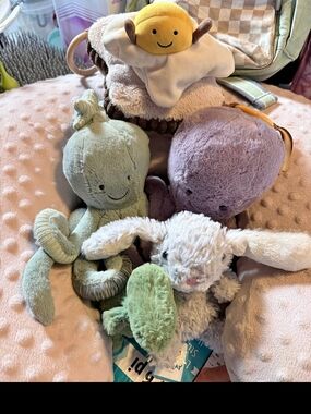 Jellycat Bundle Octopus, Eggs On Toast, Maya, Bunnie, Rex Dinosaur